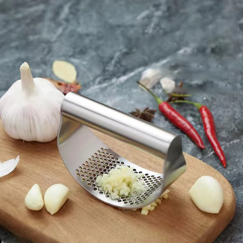 Multi-function Manual Garlic Press Stainless Steel Garlic Press Curved Garlic Grinding Slicer Chopper Home Cooking Gadgets Tool